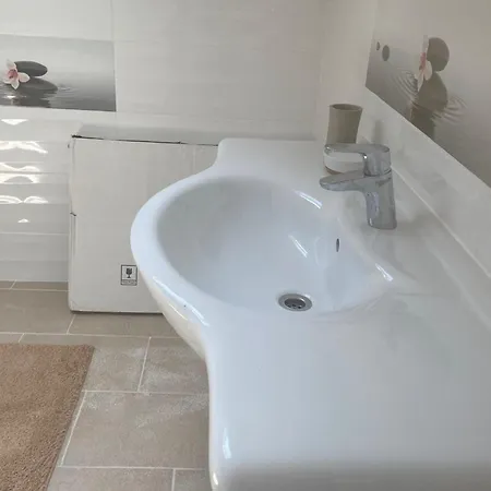 Sunshine Appartement Sutivan